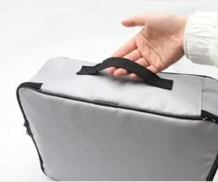 SONTRIX Brandwerende Koffer - Waterdicht - Brandwerend - Brandwerende Tas - Waterdichte Tas - Brandwerende Documententas - Tas - Handtas - Zwart -Bagageopslag 1200x1003