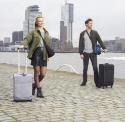 Enrico Benetti Dallas 39042 Handbagage Koffer Softcase - Grijs -Bagageopslag 1200x1169