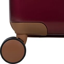 SUITSUIT - Fab Seventies Classic - Biking Red - Handbagage (55 Cm) -Bagageopslag 1200x1193 2