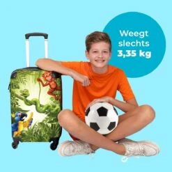 NoBoringSuitcases.com® Koffer Groot - Jungle - Dieren - Groen - Kinderen - Trolley Koffer Met TSA-slot - Met Wielen - 90 Liter - Reiskoffer - 66 Cm -Bagageopslag 1200x1200 1112