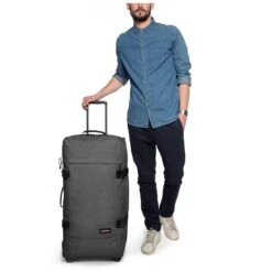 Eastpak TRANVERZ L Reiskoffer (79 X 40 X 33 Cm) - Black Denim -Bagageopslag 1200x1200 1170