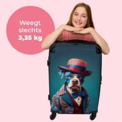 NoBoringSuitcases.com® Koffer Groot - Hond - Hoed - Colbert - Bloemen - Blauw - Trolley Koffer Met TSA-slot - Met Wielen - 90 Liter - Reiskoffer - 66 Cm -Bagageopslag 1200x1200 1603