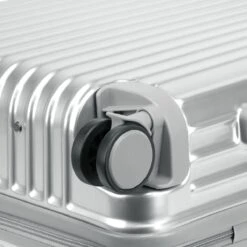 Royal Swiss - Kofferset - Cijferslot- Lichtgewicht Koffer - 4 Wielen- Zilver -Bagageopslag 1200x1200 2033