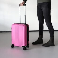 Handbagage Koffer 55cm Roze 4 Wielen Trolley Met Pin Slot -Bagageopslag 1200x1200 272