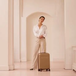 SUITSUIT - Fab Seventies - Cuban Sand - Duo Set (55/76 Cm) -Bagageopslag 1200x1200 662