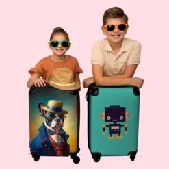 NoBoringSuitcases.com® Koffer - Hond - Kleding - Accessoires - Verf - Portret - Kinderen - Reiskoffer Met Wielen - Kinderkoffer - Fotokoffer - Past Binnen 55x40x20 Cm En 55x35x25 Cm - Trolley Handbagage Lichtgewicht -Bagageopslag 1200x1200 845