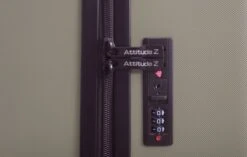 AttitudeZ Azur Reiskoffer Medium Olijfgroen 67cm - TSA-slot -Bagageopslag 1200x763 1