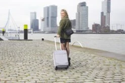 Enrico Benetti Dallas 39042 Handbagage Koffer Softcase - Grijs -Bagageopslag 1200x800 2