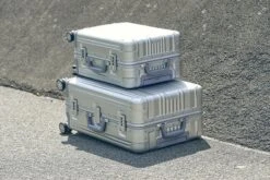 Aluminium Handbagage Koffer Mozzel Darrow - Reiskoffer Met Wielen - 51cm - Harde Koffer - Zilver -Bagageopslag 1200x801 2