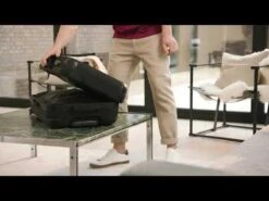 Eastpak TRANZSHELL M Reiskoffer (67 X 42 X 4 Cm) - Black -Bagageopslag 1200x900 3