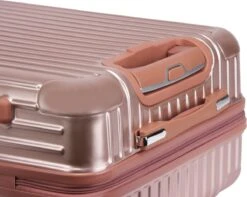 Royal Swiss - Reis Koffer - 66cm - Cijferslot- Lichtgewicht Koffer - 4 Wielen- Rosé Gold 19 Royal Swiss - Reis Koffer - 66cm - Cijferslot- Lichtgewicht Koffer - 4 Wielen- Rosé Gold -Bagageopslag 1200x955 12