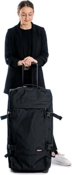 Eastpak TRANVERZ L Reiskoffer (79 X 40 X 33 Cm) - Black -Bagageopslag 493x1200 9