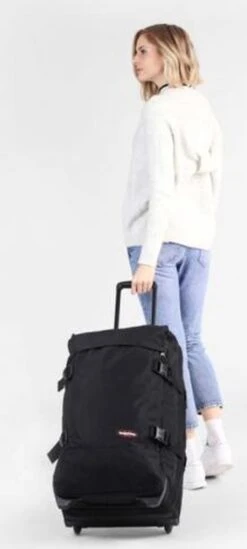 Eastpak TRANVERZ M Reiskoffer (67 X 35.5 X 30 Cm) - Black -Bagageopslag 540x1200 4