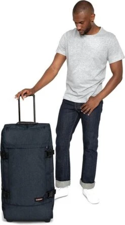 Eastpak TRANVERZ L Reiskoffer (79 X 40 X 33 Cm) - Triple Denim 19 Eastpak TRANVERZ L Reiskoffer (79 X 40 X 33 Cm) - Triple Denim -Bagageopslag 670x1200 7