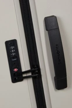 Samsonite Reiskoffer - Stackd Spinner (4 Wielen) 75 Cm - Sand - 4.3 Kg -Bagageopslag 800x1200 150