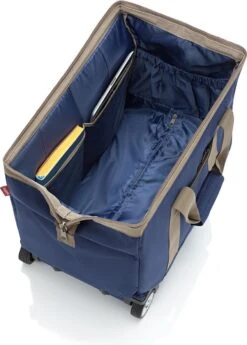 Reisenthel Allrounder Trolley Reiskoffer Reistas Op 2 Wielen - 30L - Dark Blue Donkerblauw 14 Reisenthel Allrounder Trolley Reiskoffer Reistas Op 2 Wielen - 30L - Dark Blue Donkerblauw -Bagageopslag 859x1200 1