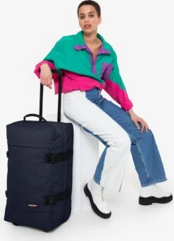 Eastpak TRANVERZ M Reiskoffer (67 X 35.5 X 30 Cm) - Ultra Marine -Bagageopslag 866x1200 3