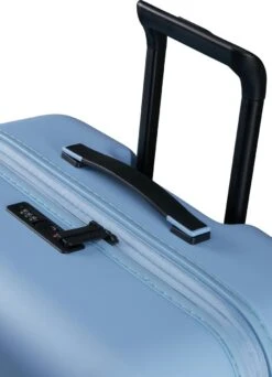 American Tourister Reiskoffer - Novastream Spinner 77/28 Tsa Exp (Large) Pastel Blue -Bagageopslag 867x1200 2