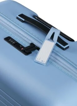 American Tourister Reiskoffer - Novastream Spinner 77/28 Tsa Exp (Large) Pastel Blue -Bagageopslag 874x1200 4