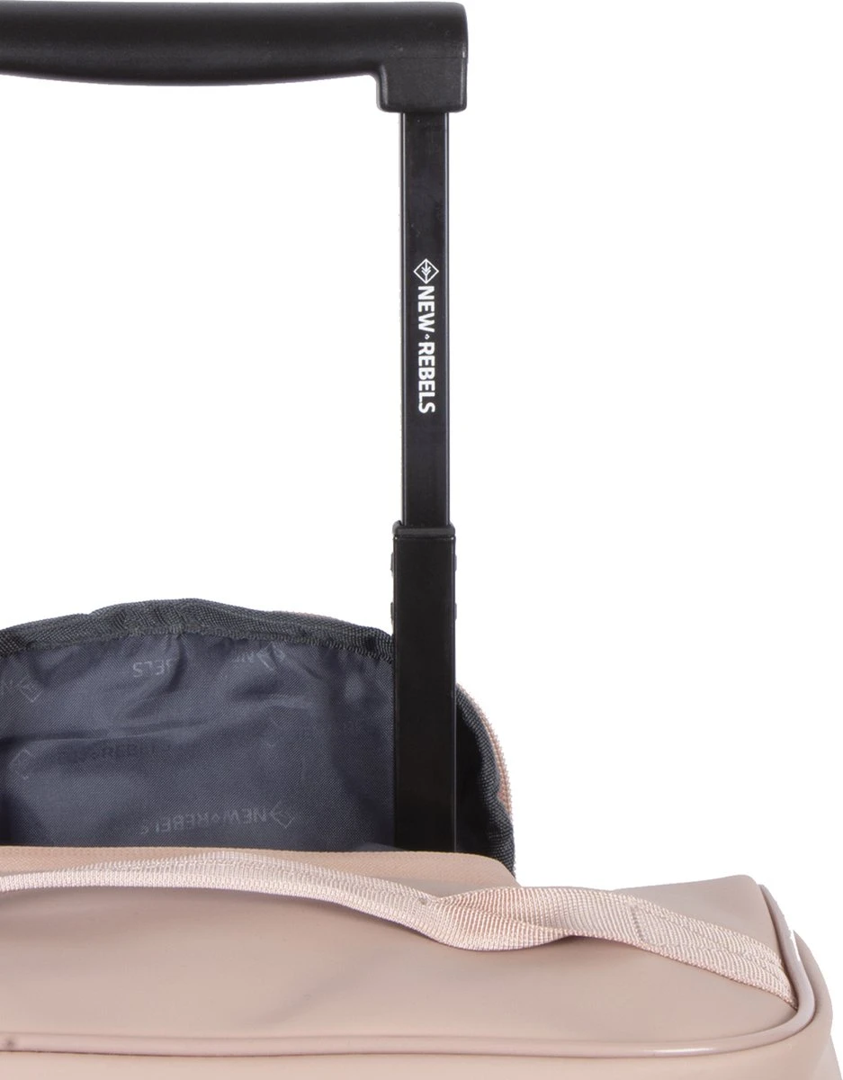 New Rebels® Harper Reistas / Weekendtas Geschikt Voor Handbagage - Waterafstotend Polyutheraan - Trolley Met Wielen En Reflectiedetails - Oud Roze - 29L 8 New Rebels® Harper Reistas / Weekendtas Geschikt Voor Handbagage - Waterafstotend Polyutheraan - Trolley Met Wielen En Reflectiedetails - Oud Roze - 29L - Afbeelding 6