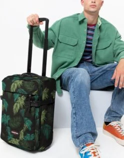 Eastpak TRANVERZ XXS Reiskoffer, Handbagage (45 X 32 X 20 Cm) - Brize Palm Core -Bagageopslag 940x1200 2