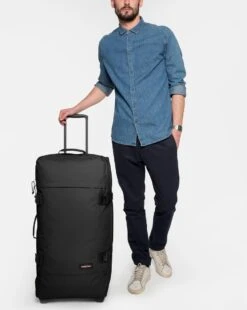 Eastpak TRANVERZ L Reiskoffer (79 X 40 X 33 Cm) - Black -Bagageopslag 956x1200 2