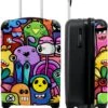 NoBoringSuitcases.com® Koffer - Monster - Bloemen - Regenboog - Design - Grappig - Past Binnen 55x40x20 Cm En 55x35x25 Cm - Handbagage - Trolley - Fotokoffer - Cabin Size - Print -Bagageopslag 978x1200 1